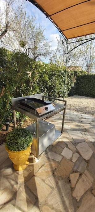 Villa Bastidon Plein Sud 3*, Promo fin d'été à Gordes. Extérieur photo