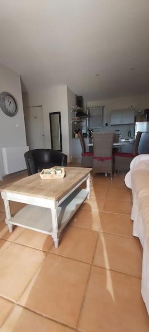 Villa Bastidon Plein Sud 3*, Promo fin d'été à Gordes. Extérieur photo