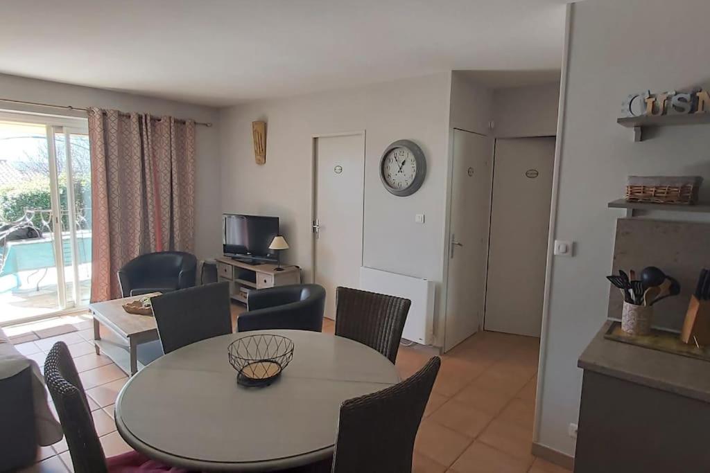 Villa Bastidon Plein Sud 3*, Promo fin d'été à Gordes. Extérieur photo
